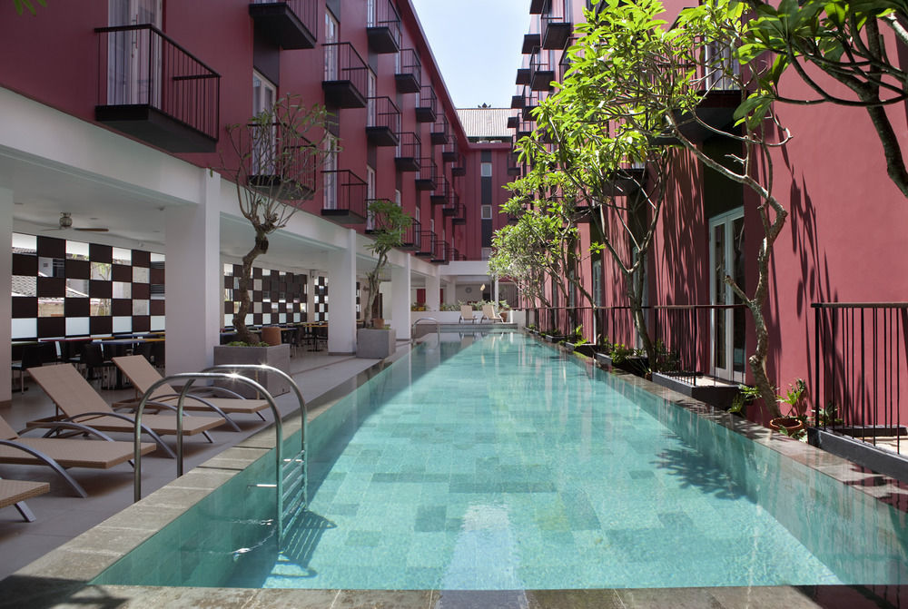 Kampi Hotel Legian Exterior photo